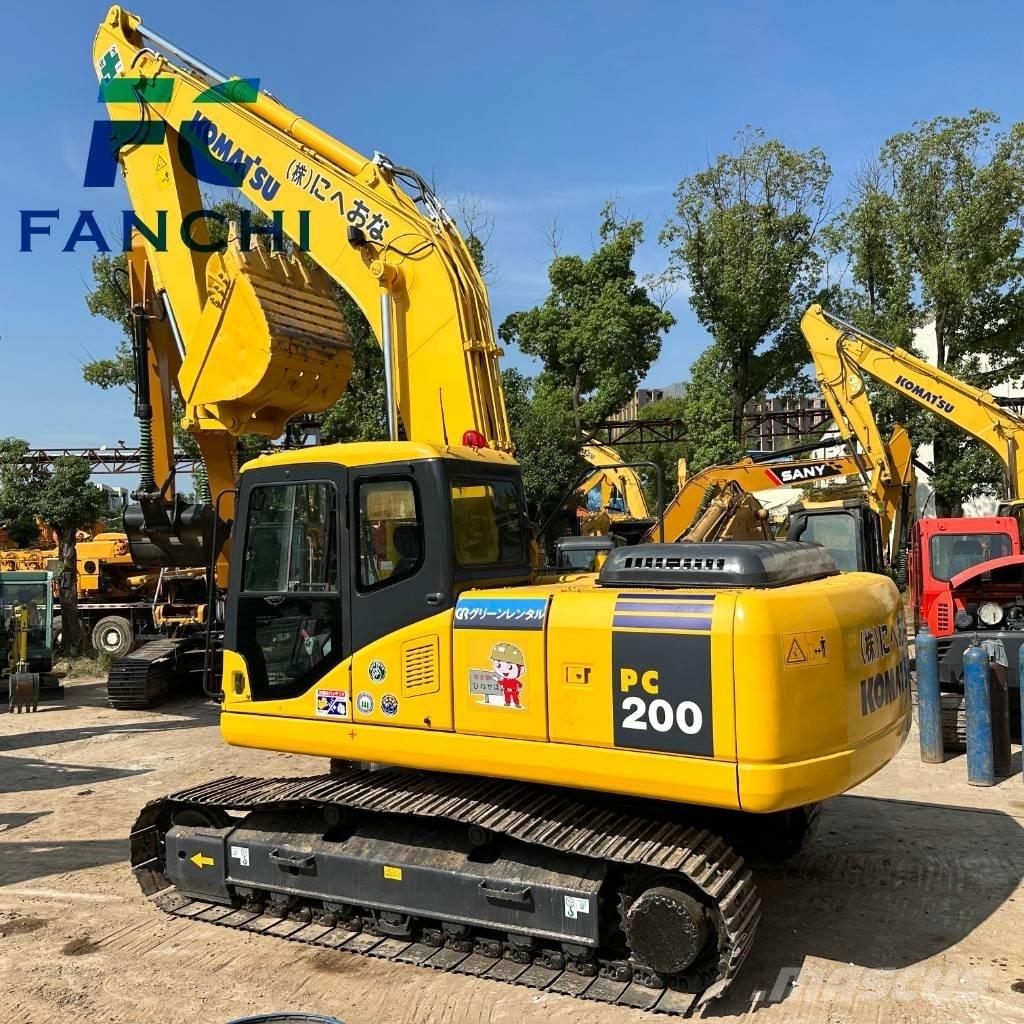 Komatsu PC 200-8 Vikšriniai ekskavatoriai