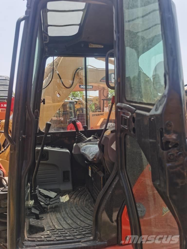 Kubota KX 155 Vikšriniai ekskavatoriai