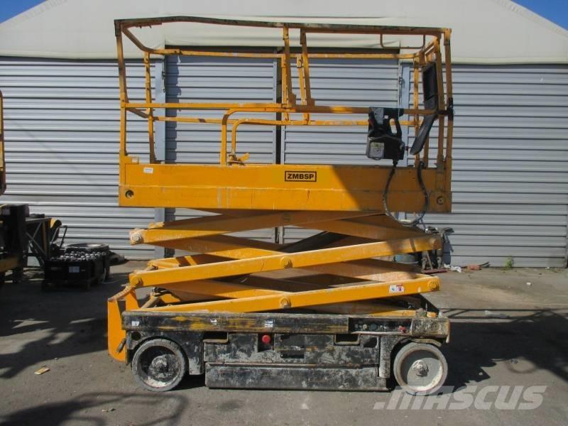 Haulotte Compact 8 Žirkliniai keltuvai