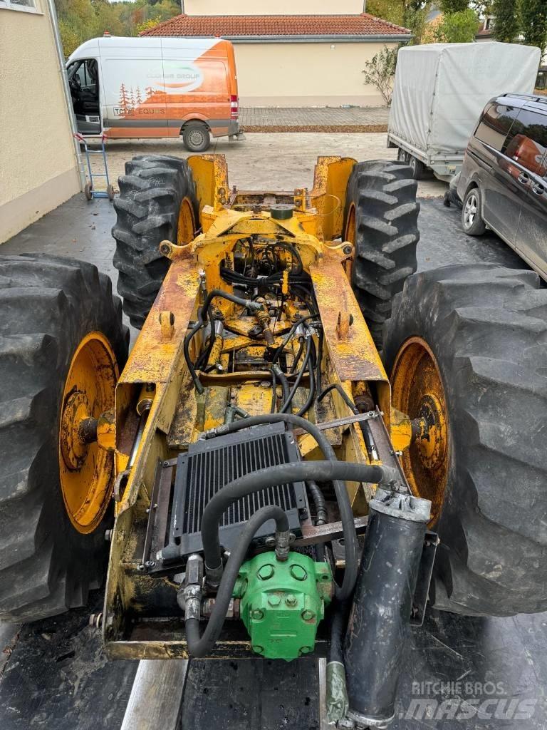 John Deere 540 B Skiedrovežiai