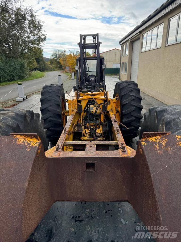 John Deere 540 B Skiedrovežiai