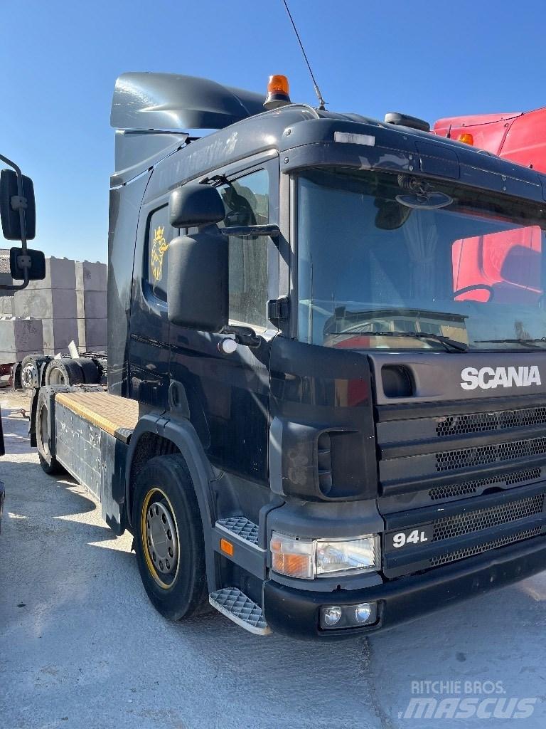 Scania P 94 L 310 Naudoti vilkikai