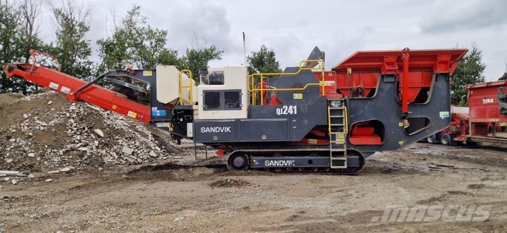 Sandvik QJ 241 Mobilūs smulkintuvai