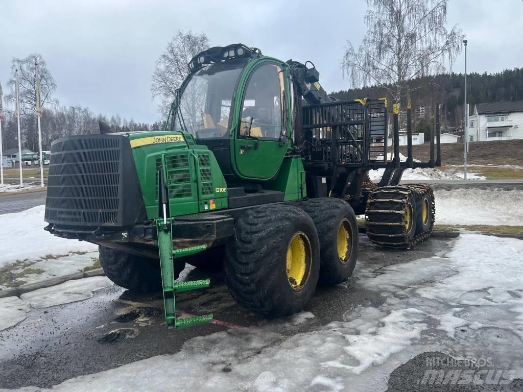 John Deere 1210 E Naudoti miškovežiai (Forvarderiai)