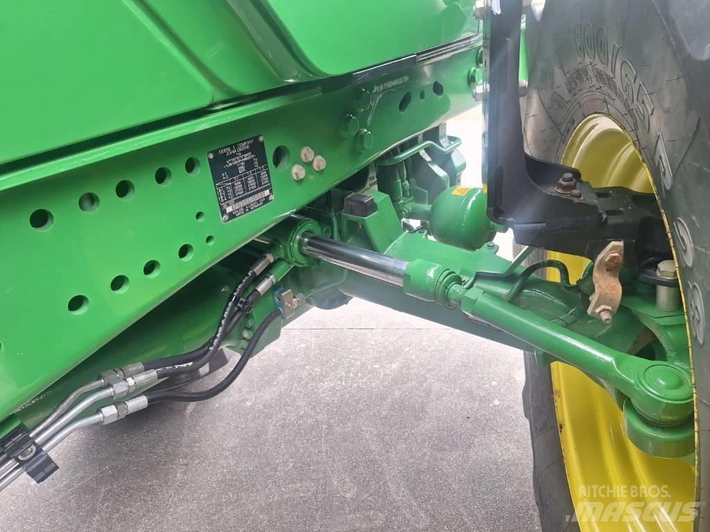 John Deere 6155 R Traktoriai