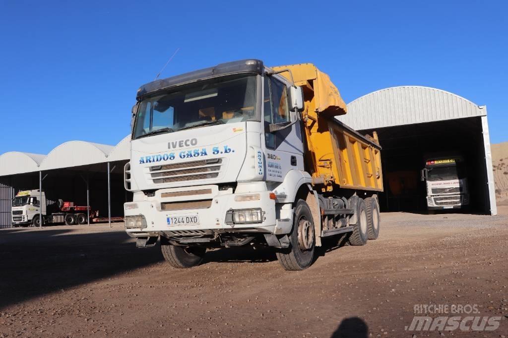 Iveco Trakker 380 Savivarčių priekabų vilkikai