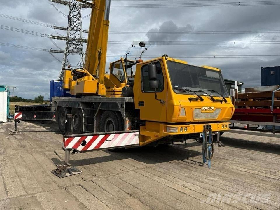 Grove GMK 3055 Visureigiai kranai