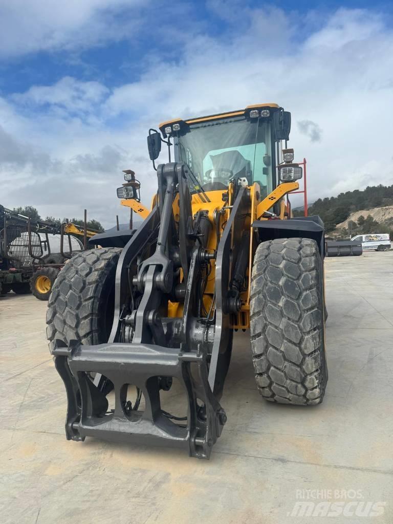 Volvo L 110 H Naudoti ratiniai krautuvai