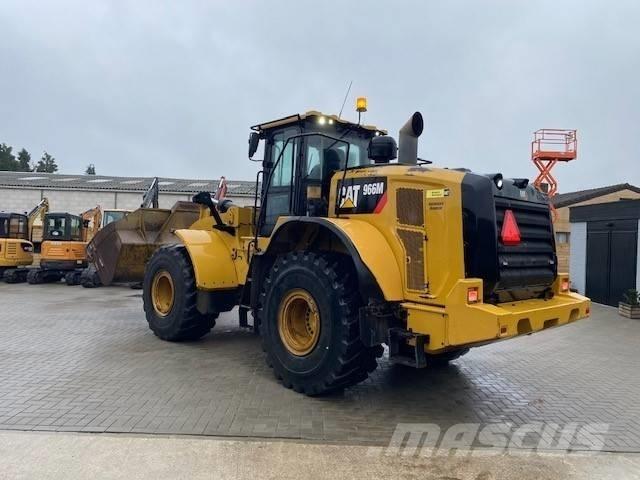 CAT 966 M Naudoti ratiniai krautuvai
