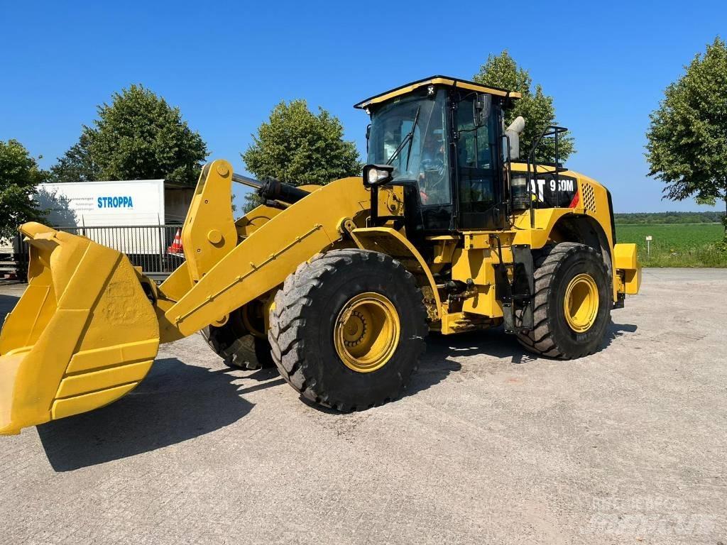 CAT 950M Naudoti ratiniai krautuvai