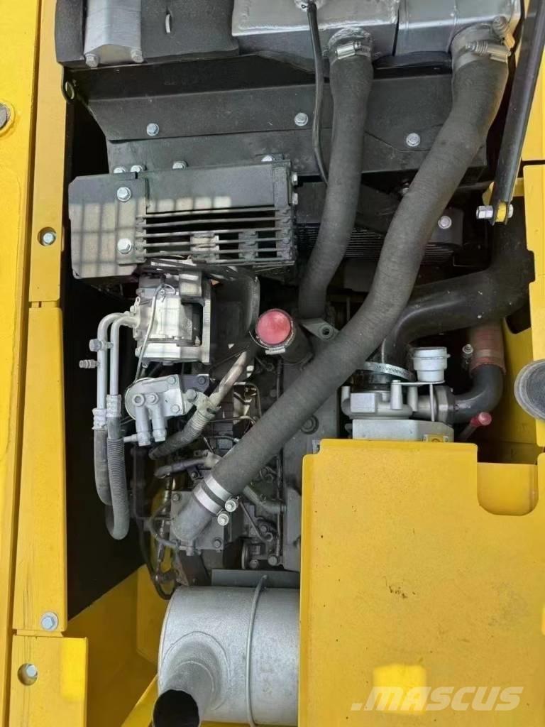 Komatsu PC 130 Vikšriniai ekskavatoriai