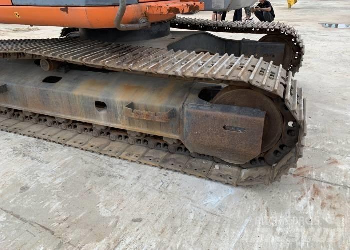 Hitachi ZX 125 Vikšriniai ekskavatoriai