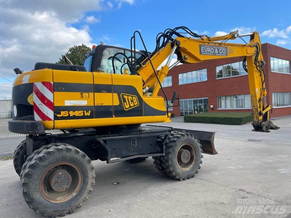 JCB JS 145 W Ratiniai ekskavatoriai