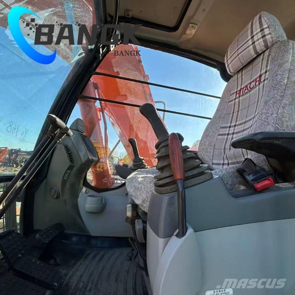 Hitachi Zaxis 130 Vikšriniai ekskavatoriai