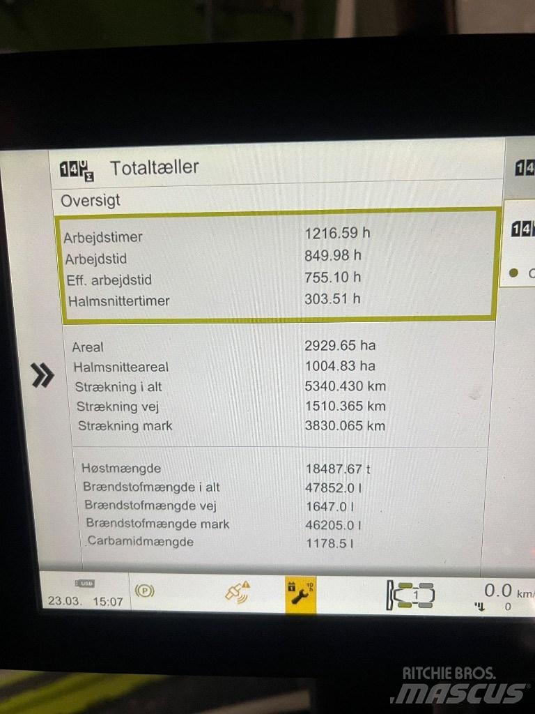CLAAS Lexion 8700 Derliaus nuėmimo kombainai