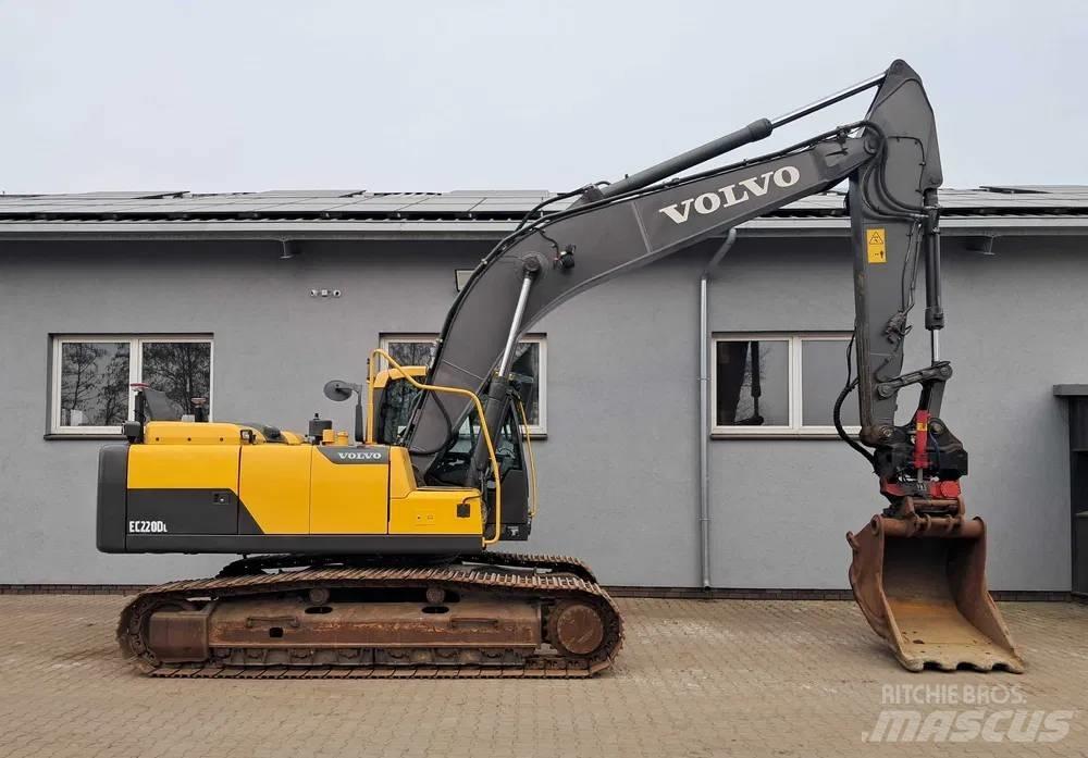 Volvo EC 220 DL Vikšriniai ekskavatoriai
