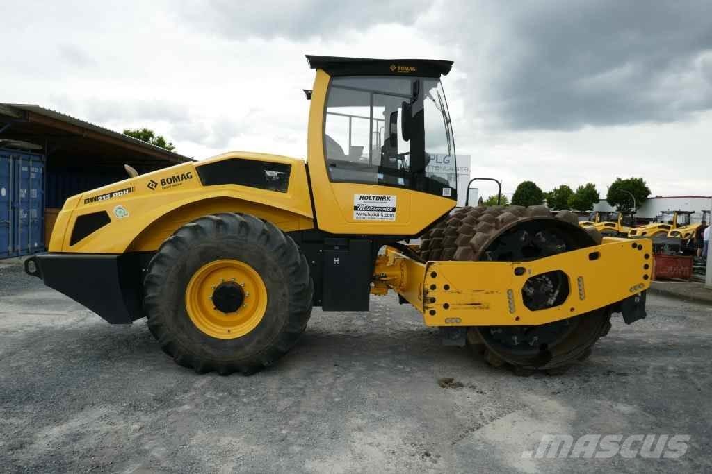 Bomag BW 213 PDH-5 Gruntiniai volai