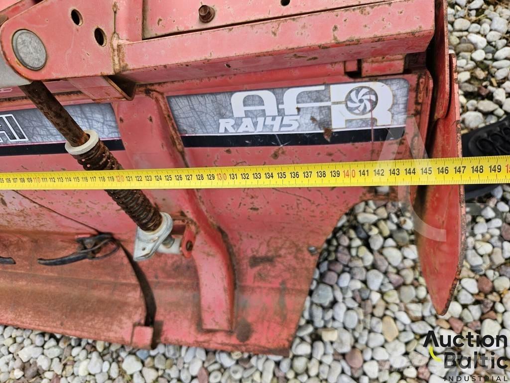 Mitsubishi MT200 Traktoriai
