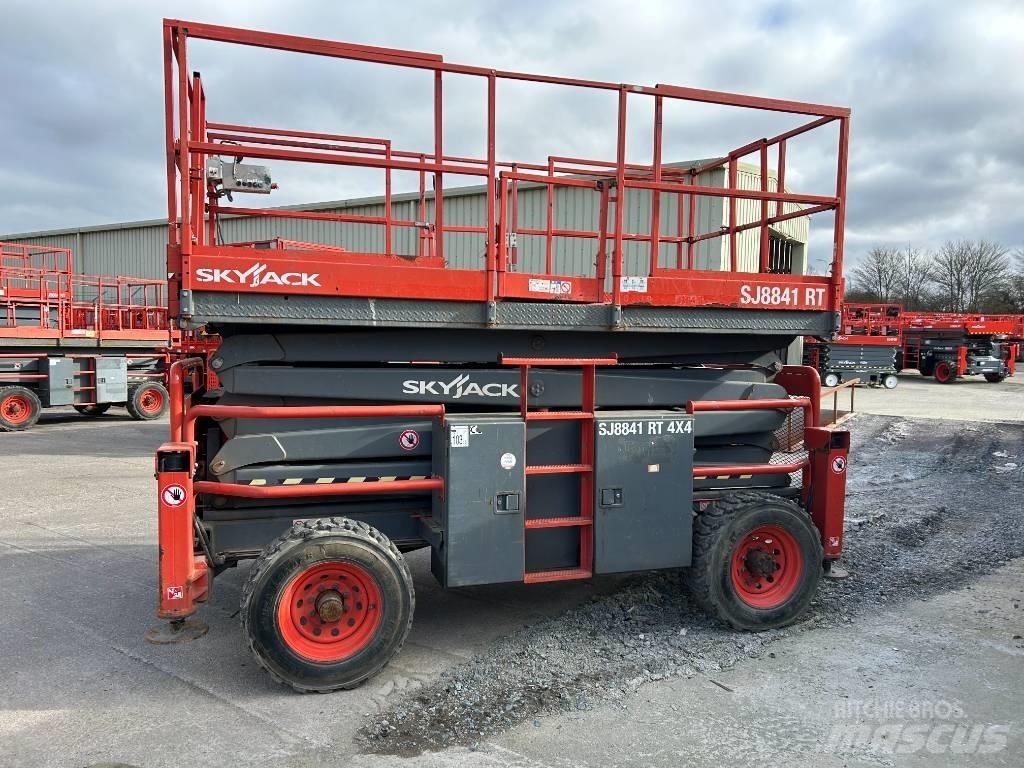 SkyJack SJ 8841 RT Žirkliniai keltuvai