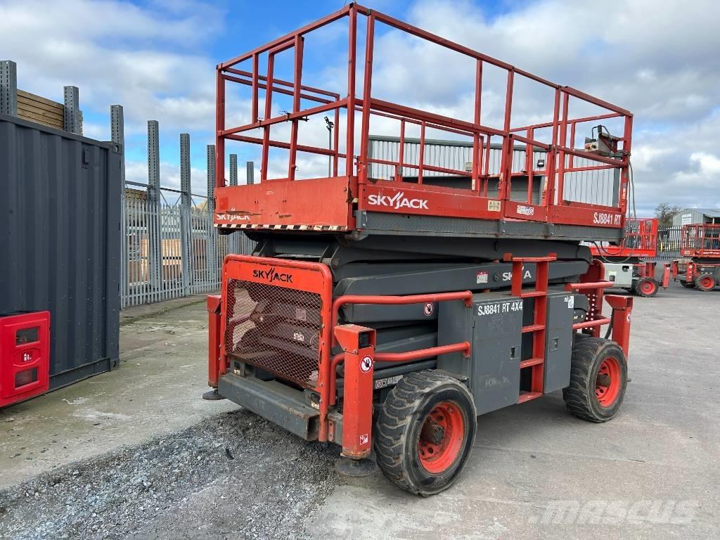 SkyJack SJ 8841 RT Žirkliniai keltuvai