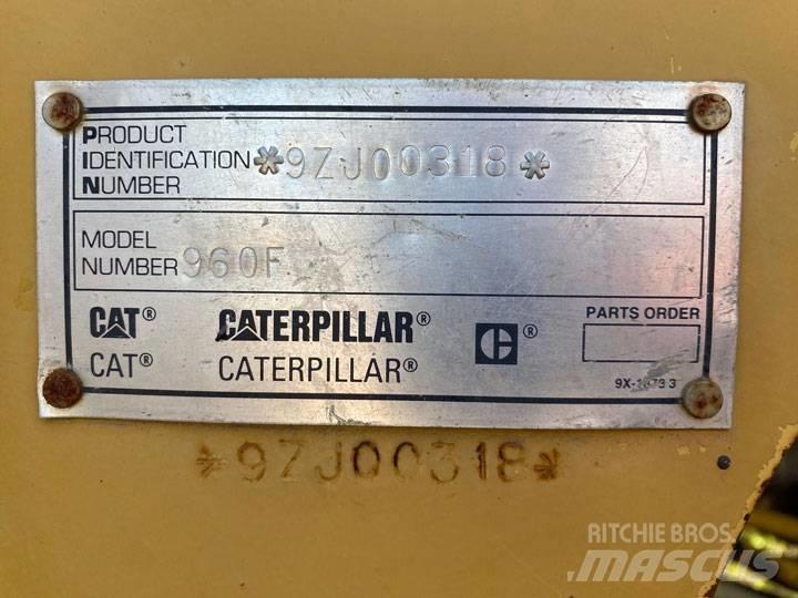 CAT 960F Naudoti ratiniai krautuvai
