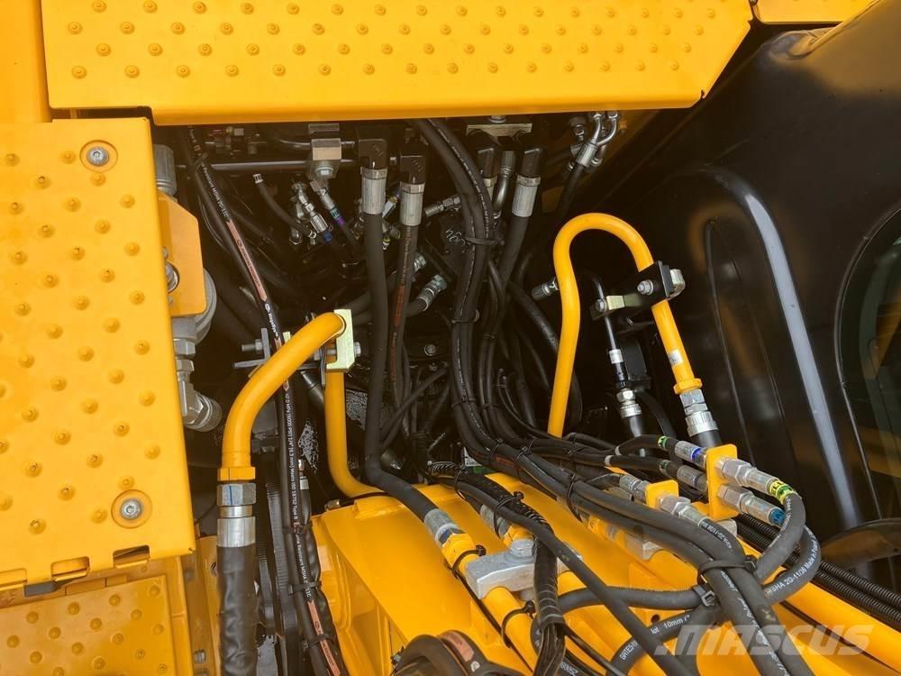 JCB JS145W Ratiniai ekskavatoriai