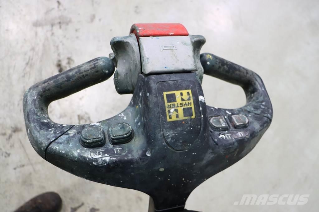 Hyster S1.6 Rankiniai vėžimėliai