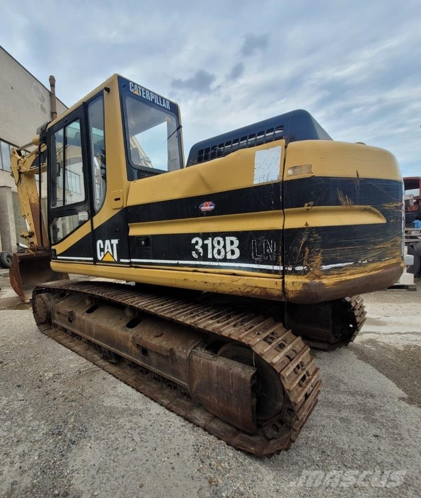 CAT 318 B LN Vikšriniai ekskavatoriai