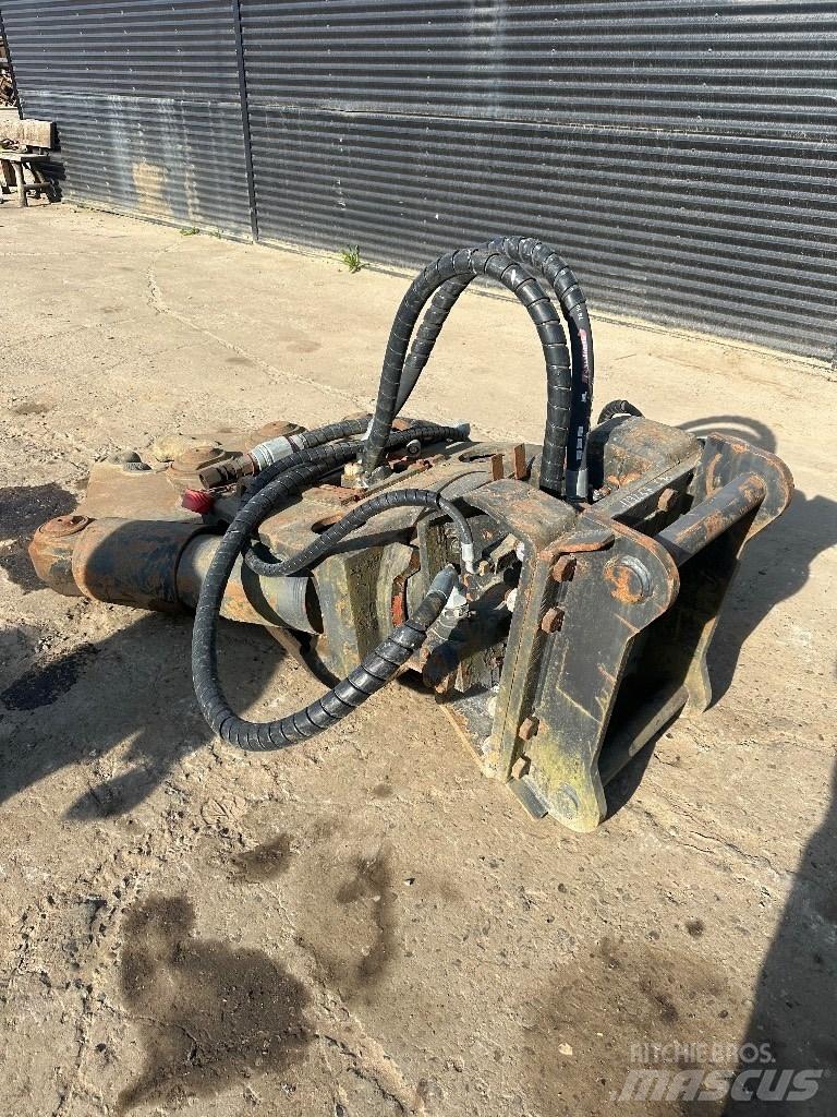 VTN Betonsaks Vikšriniai ekskavatoriai
