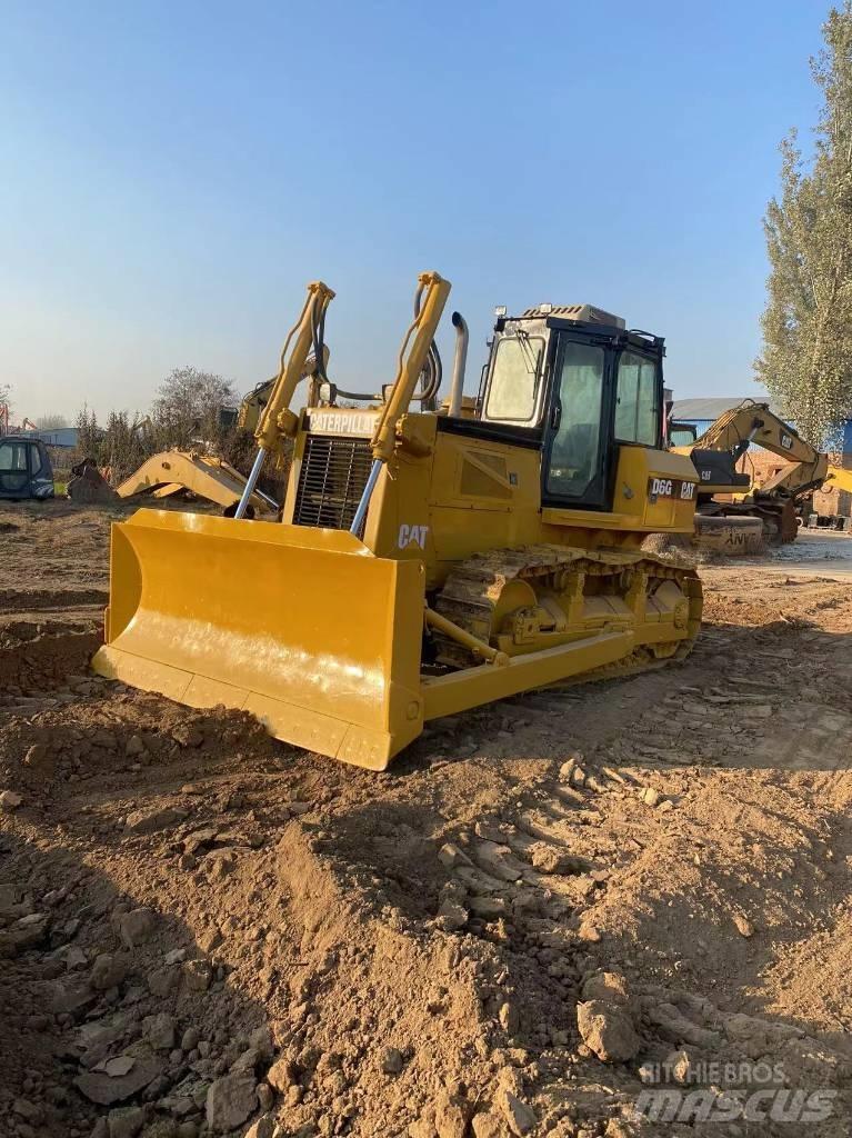 CAT D 6 G Vikšriniai buldozeriai