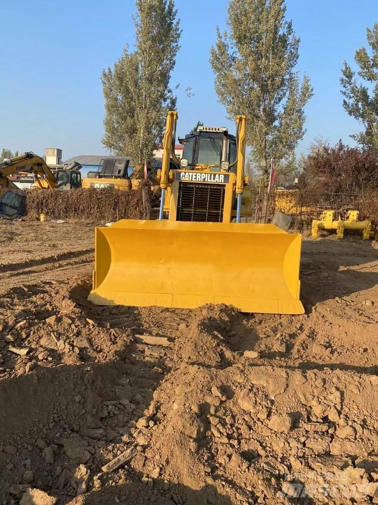 CAT D 6 G Vikšriniai buldozeriai