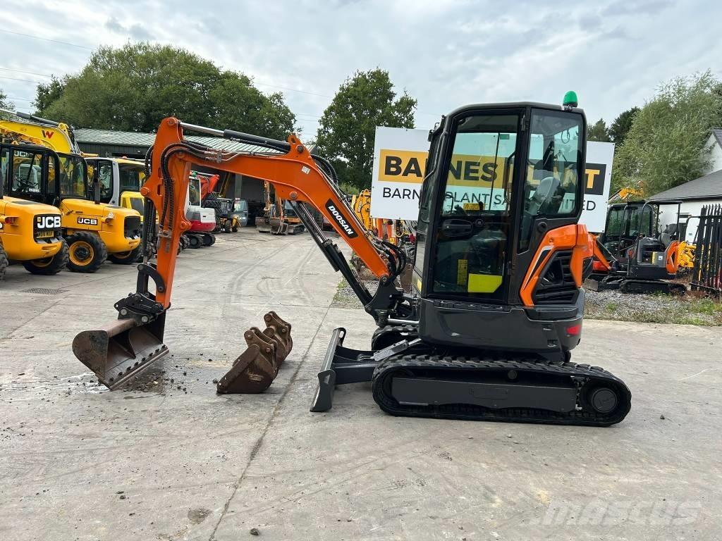 Doosan DX 27 Z Mini ekskavatoriai < 7 t