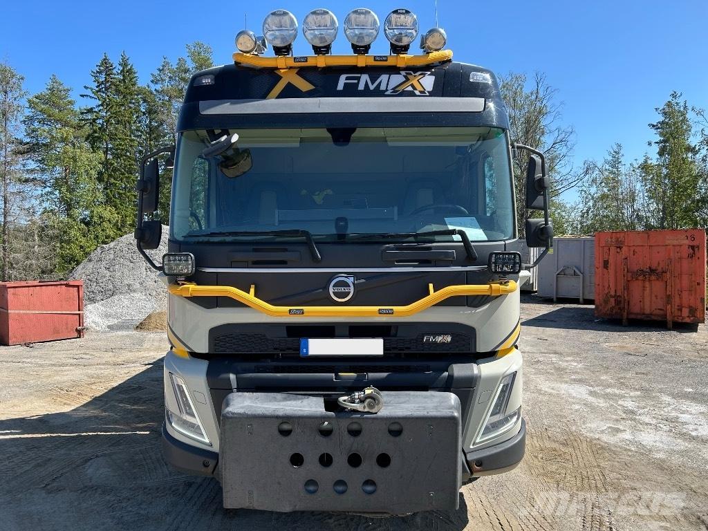 Volvo FMX 540 Savivarčių priekabų vilkikai