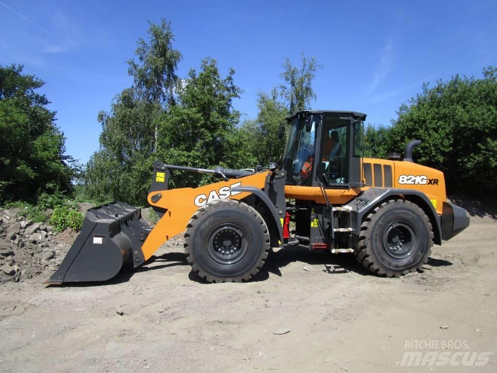 CASE 821 G XR Naudoti ratiniai krautuvai
