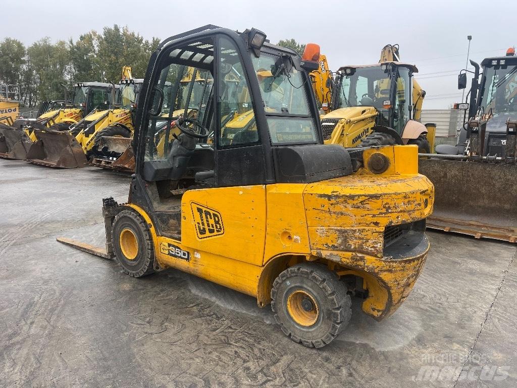 JCB TLT 35 Teleskopiniai krautuvai