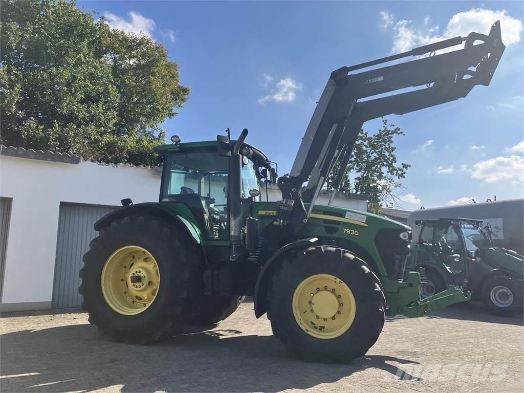 John Deere 7930 Traktoriai