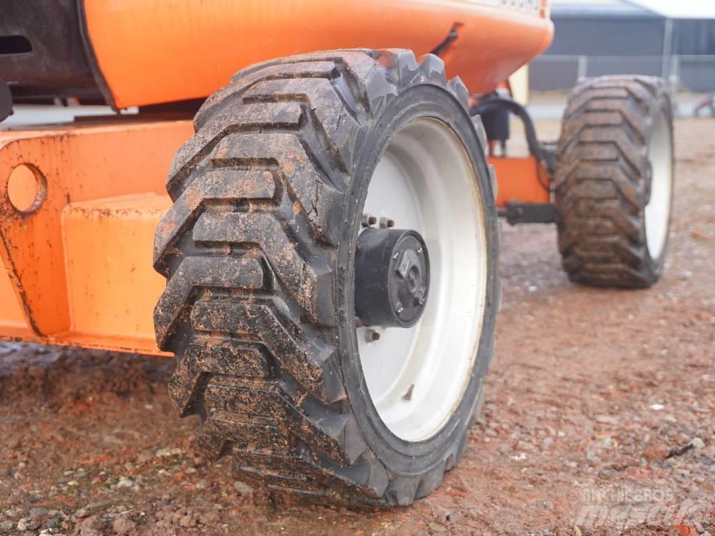 JLG 600 AJ Alkūniniai keltuvai