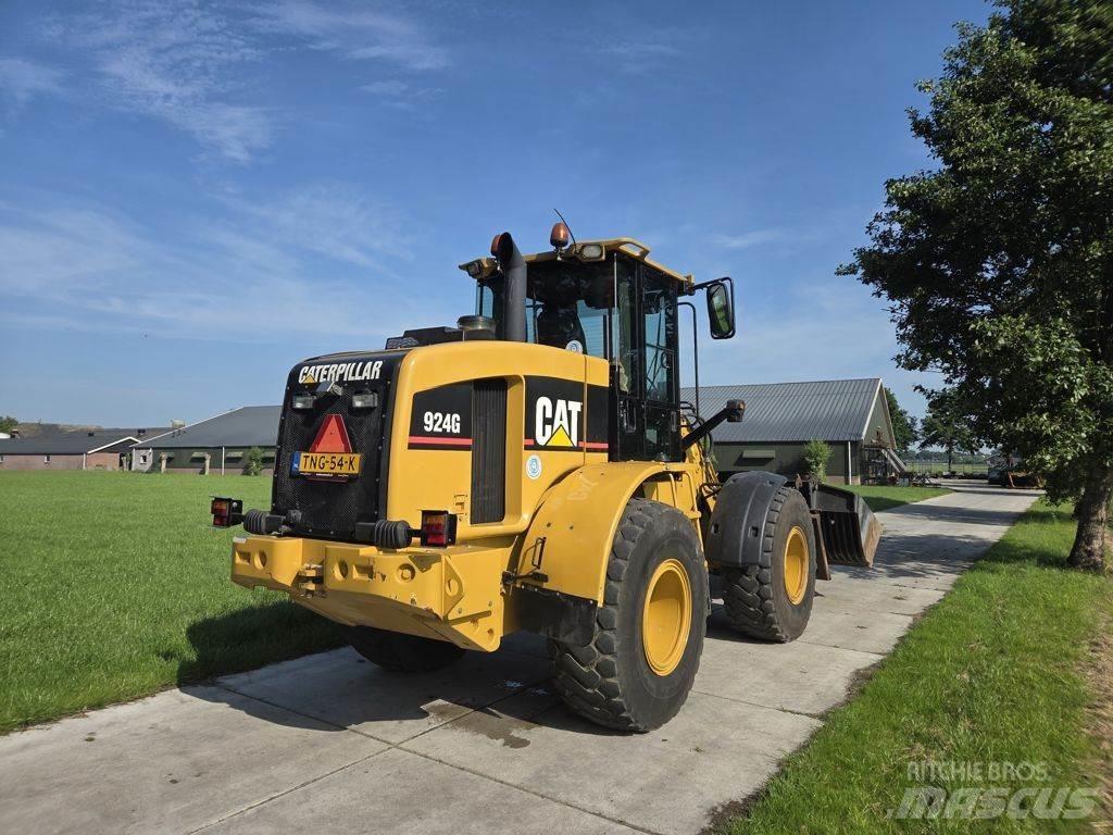 CAT 924G Naudoti ratiniai krautuvai