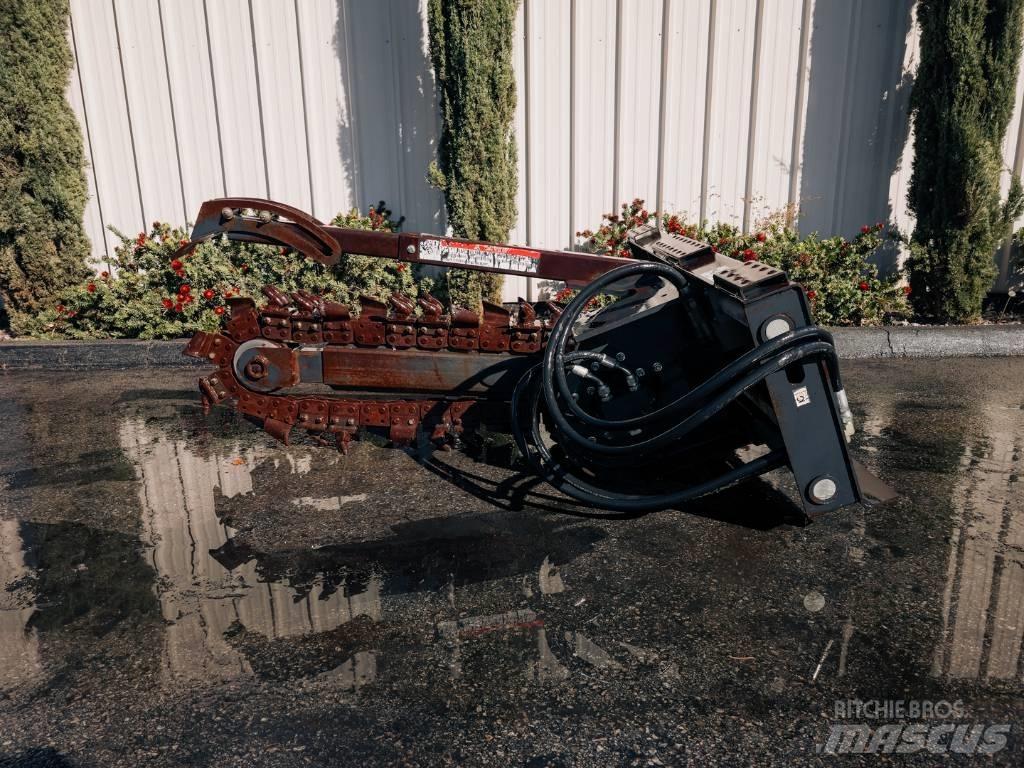 Bobcat LT 303 Kiti naudoti statybos komponentai