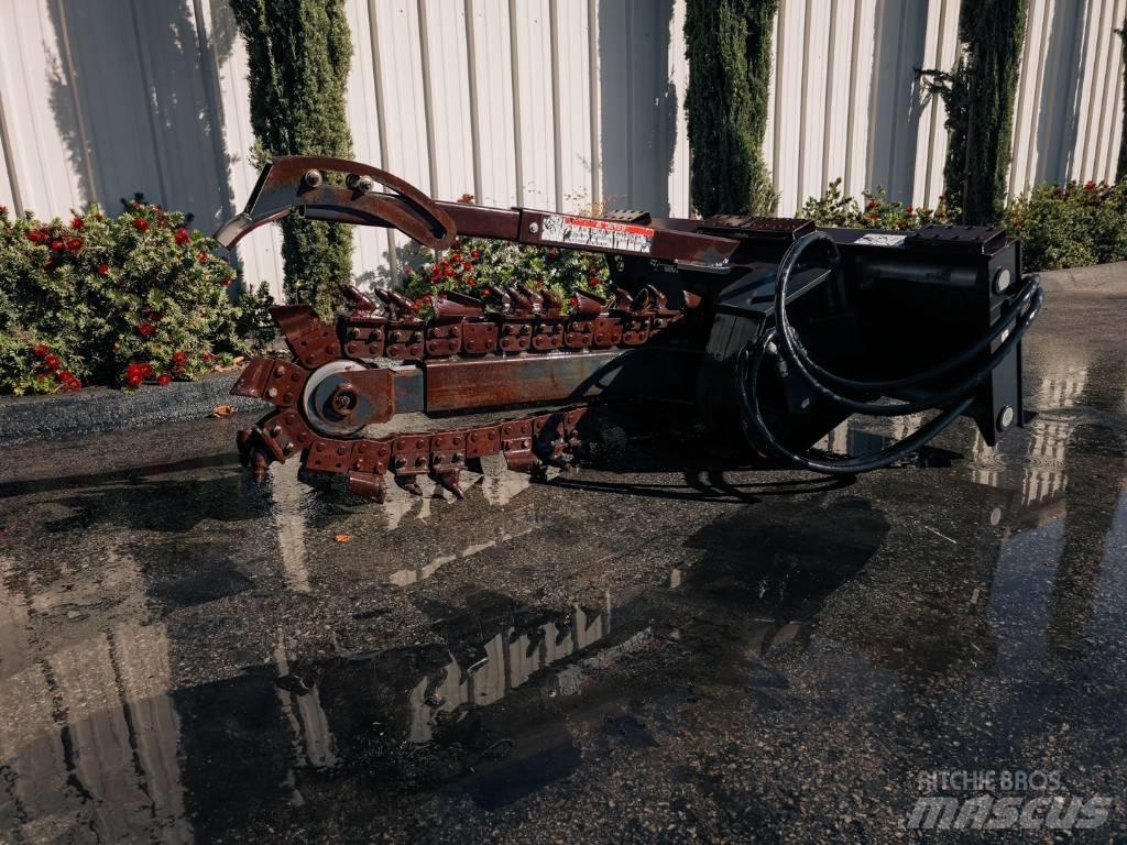 Bobcat LT 303 Kiti naudoti statybos komponentai