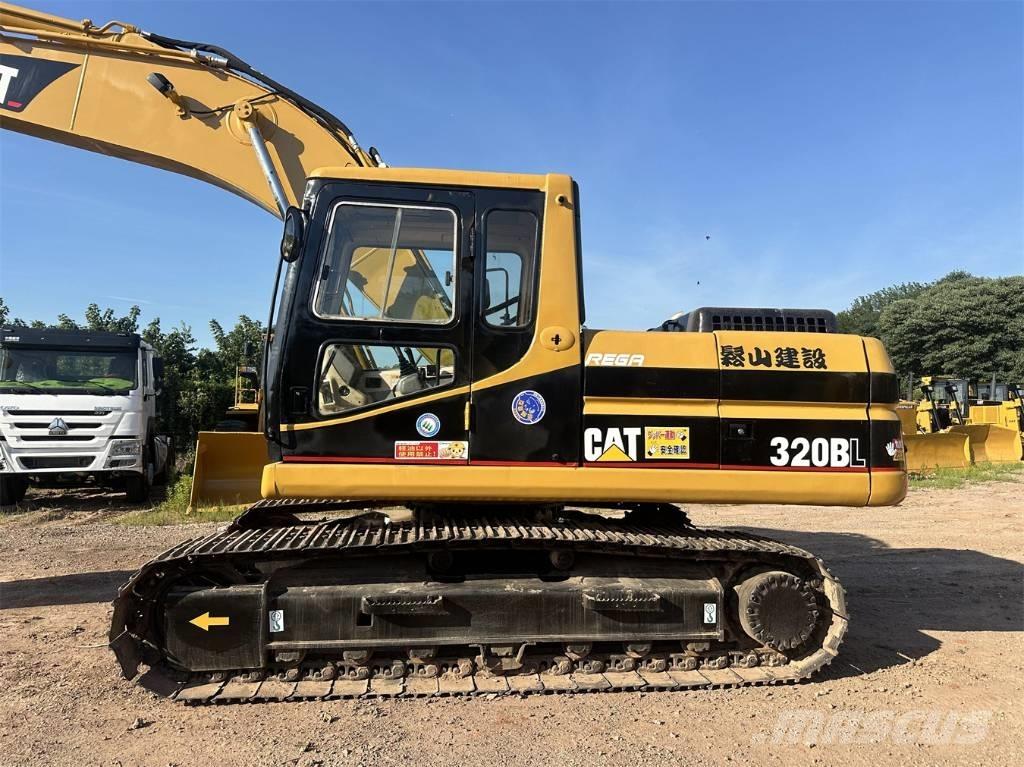 CAT 320BL Vikšriniai ekskavatoriai