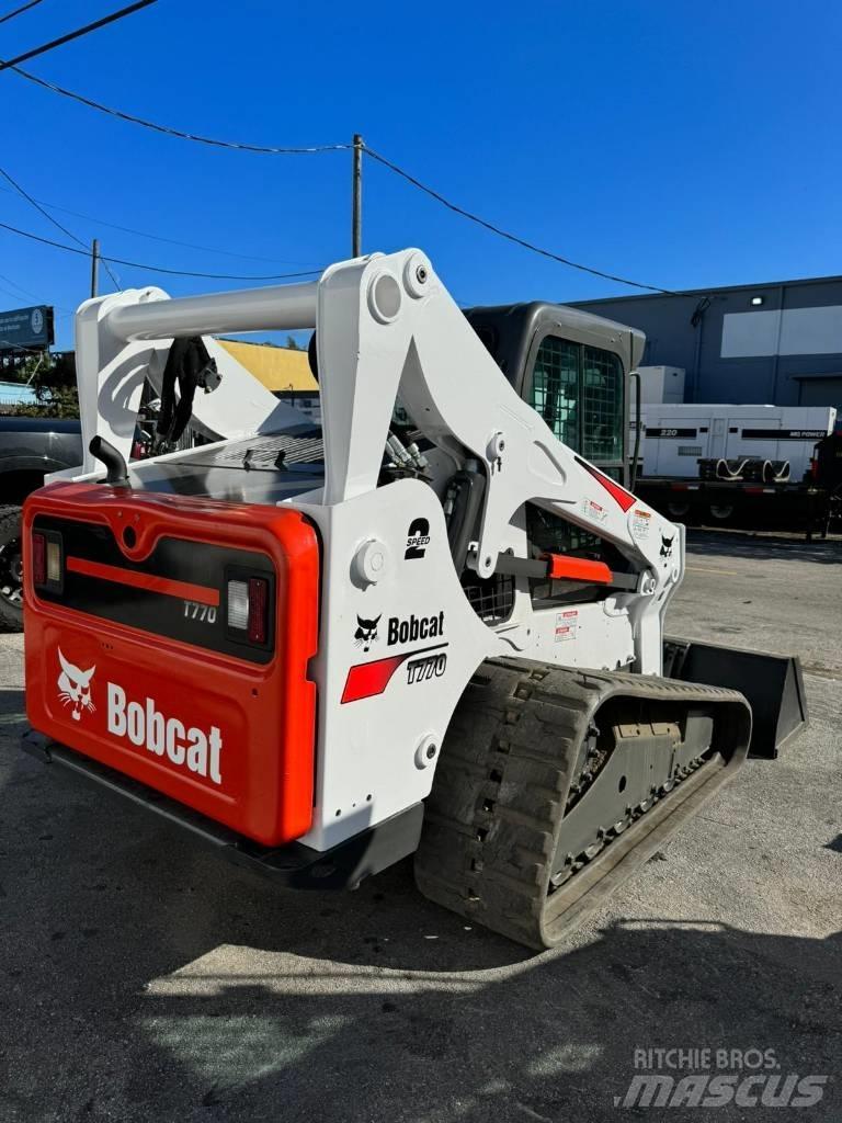 Bobcat T 770 Krautuvai su šoniniu pasukimu
