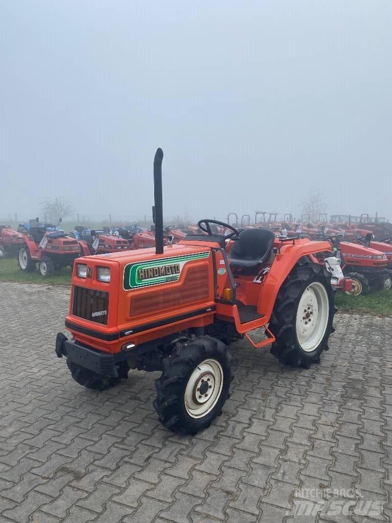 Hinomoto N239 Naudoti kompaktiški traktoriai