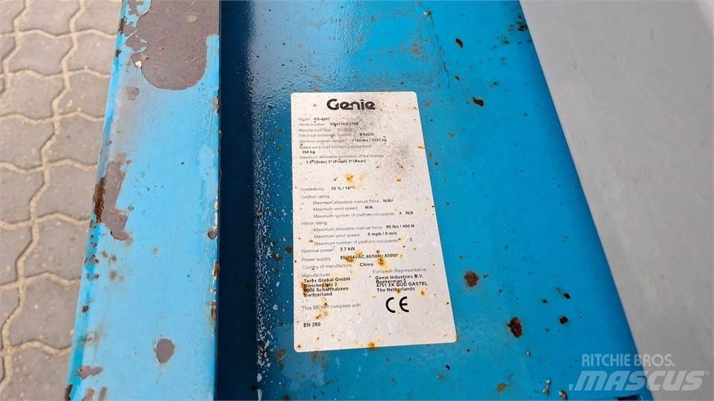 Genie GS4047 Žirkliniai keltuvai