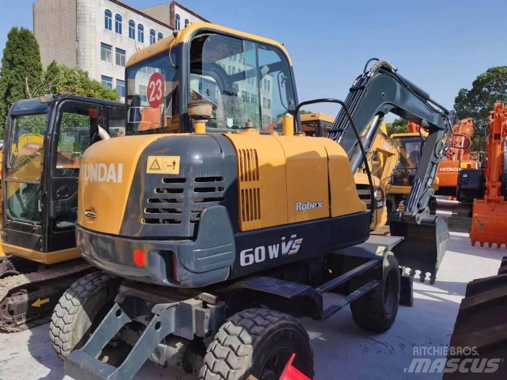 Hyundai Robex 60 W Ratiniai ekskavatoriai