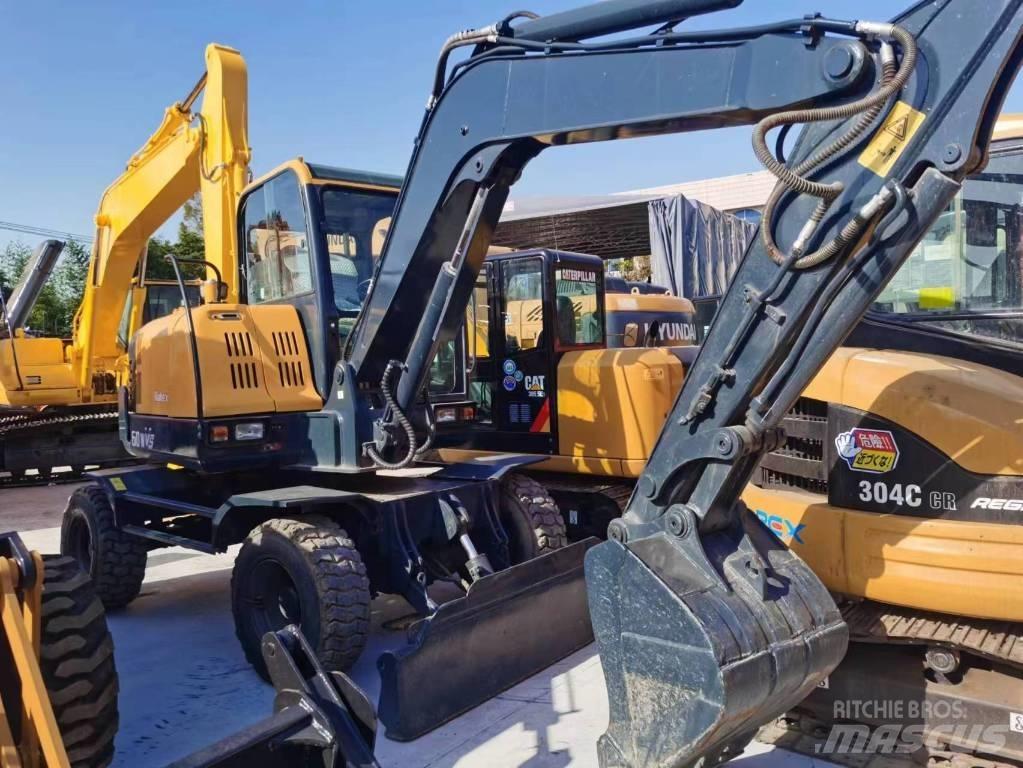 Hyundai Robex 60 W Ratiniai ekskavatoriai
