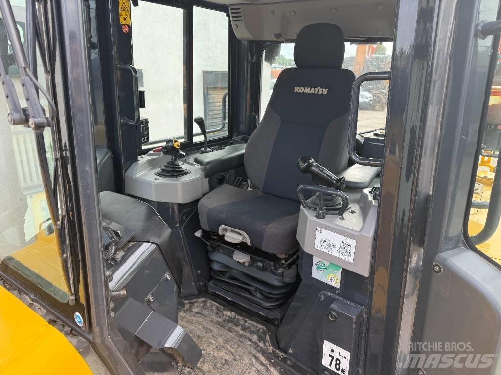 Komatsu D 71P Xi-24 Vikšriniai buldozeriai