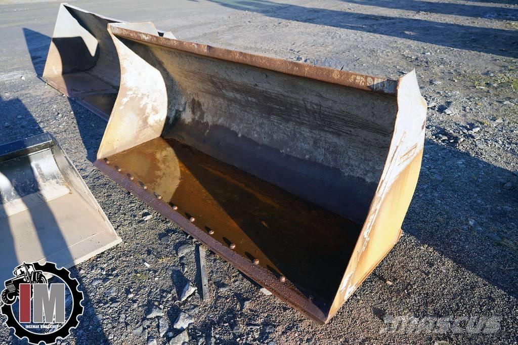 Volvo L30 Skopa Kaušai
