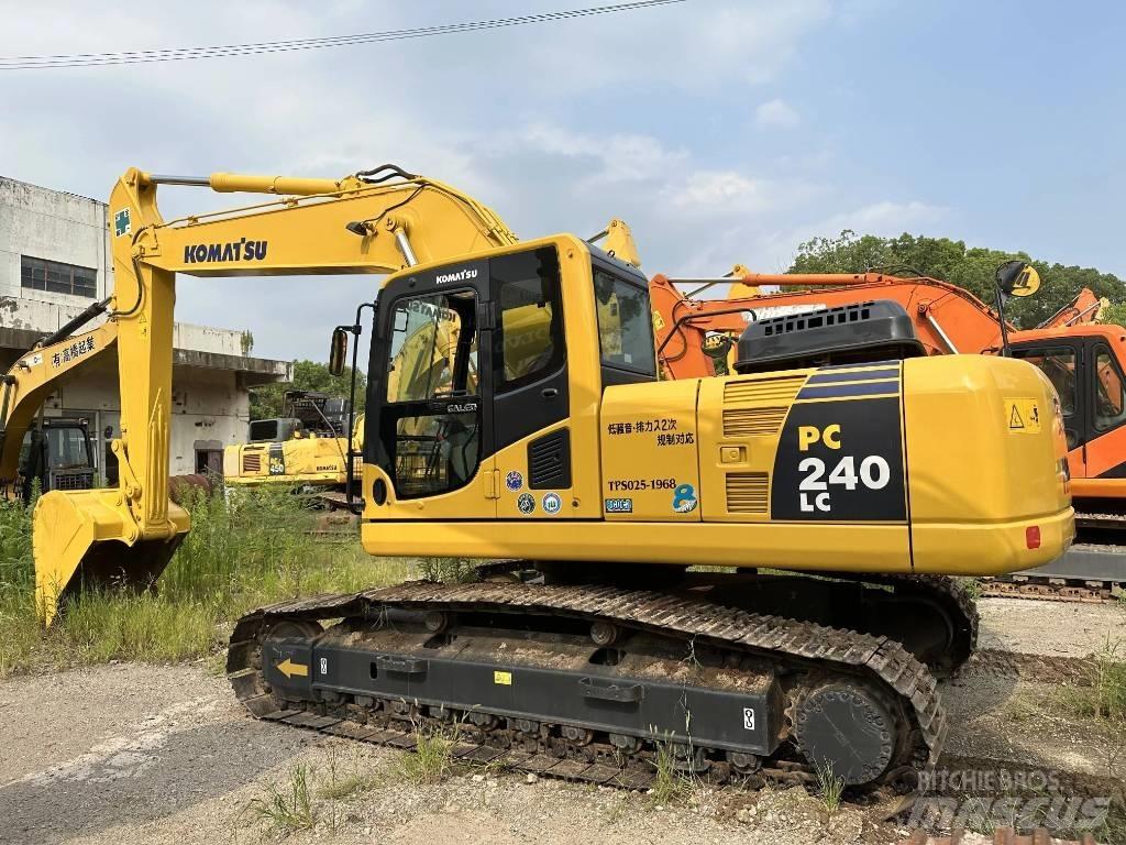Komatsu PC 240 LC-8 Vikšriniai ekskavatoriai