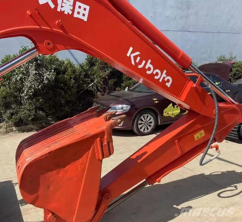 Kubota KX 185-3 Vidutinės galios ekskavatoriai 7-12 t
